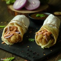zinger paratha roll